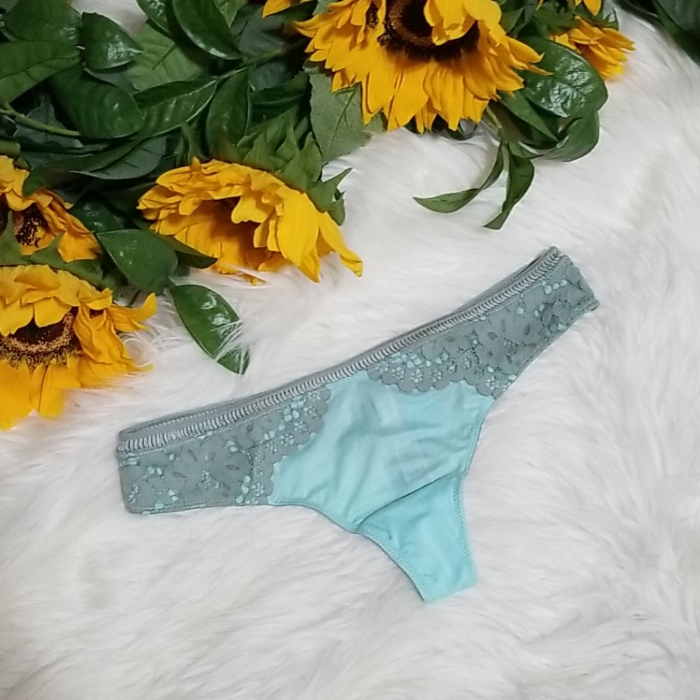Victoria's Secret Thong/String